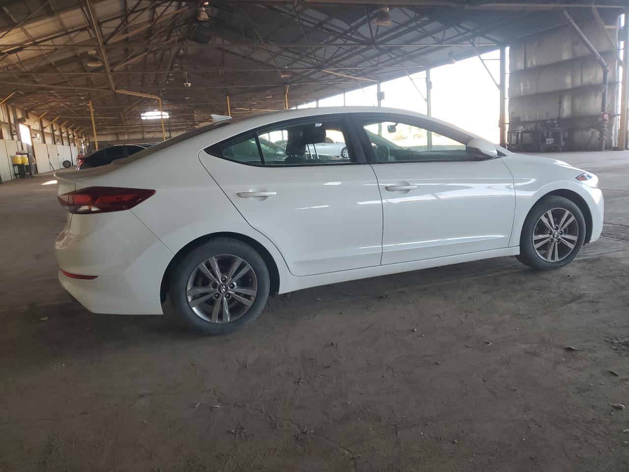 HYUNDAI ELANTRA SEL