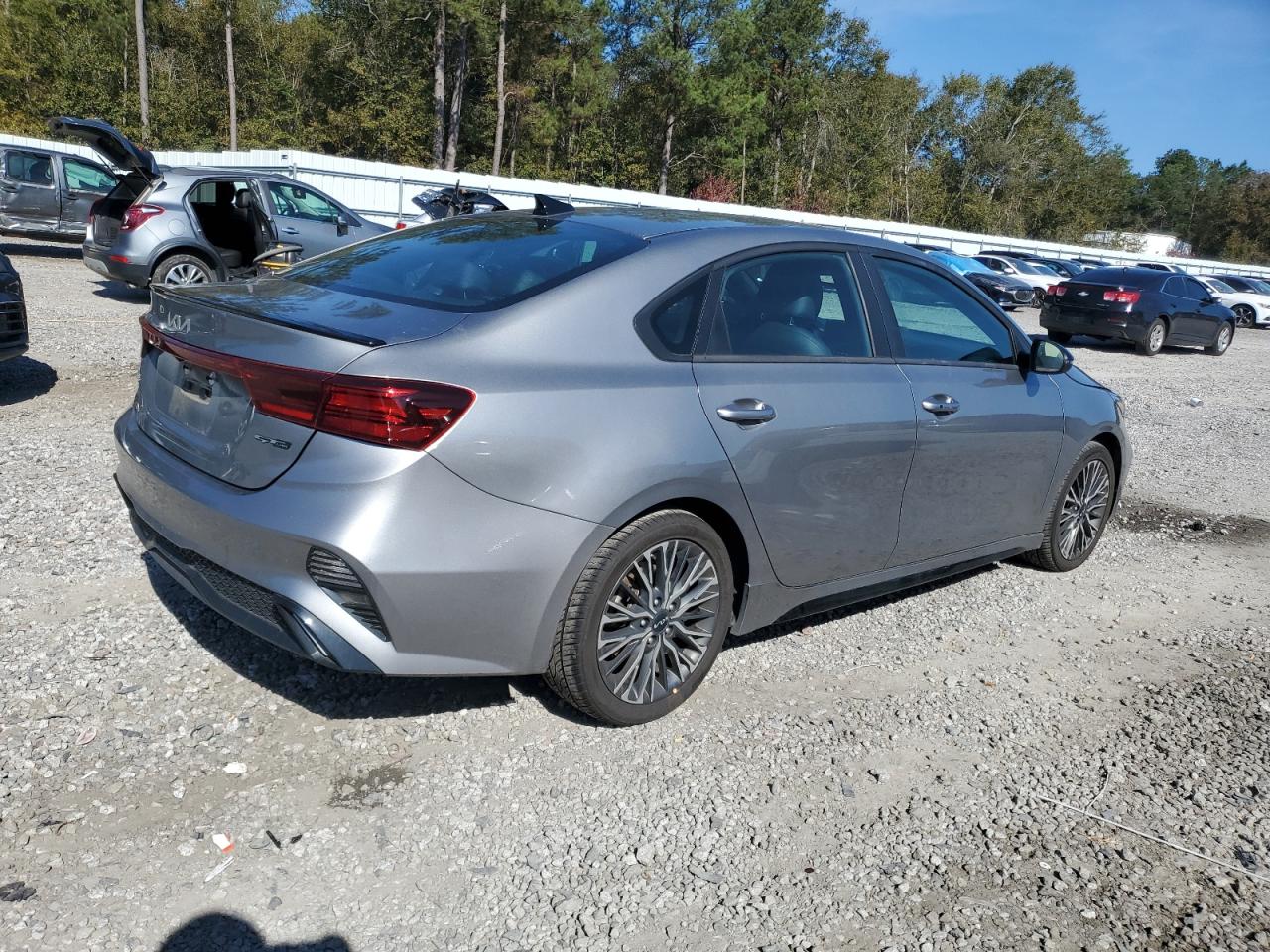 KIA FORTE GT LINE