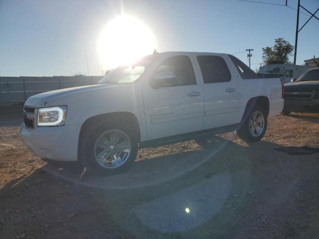 Global Auto Auctions: 2010 CHEVROLET AVALANCHE