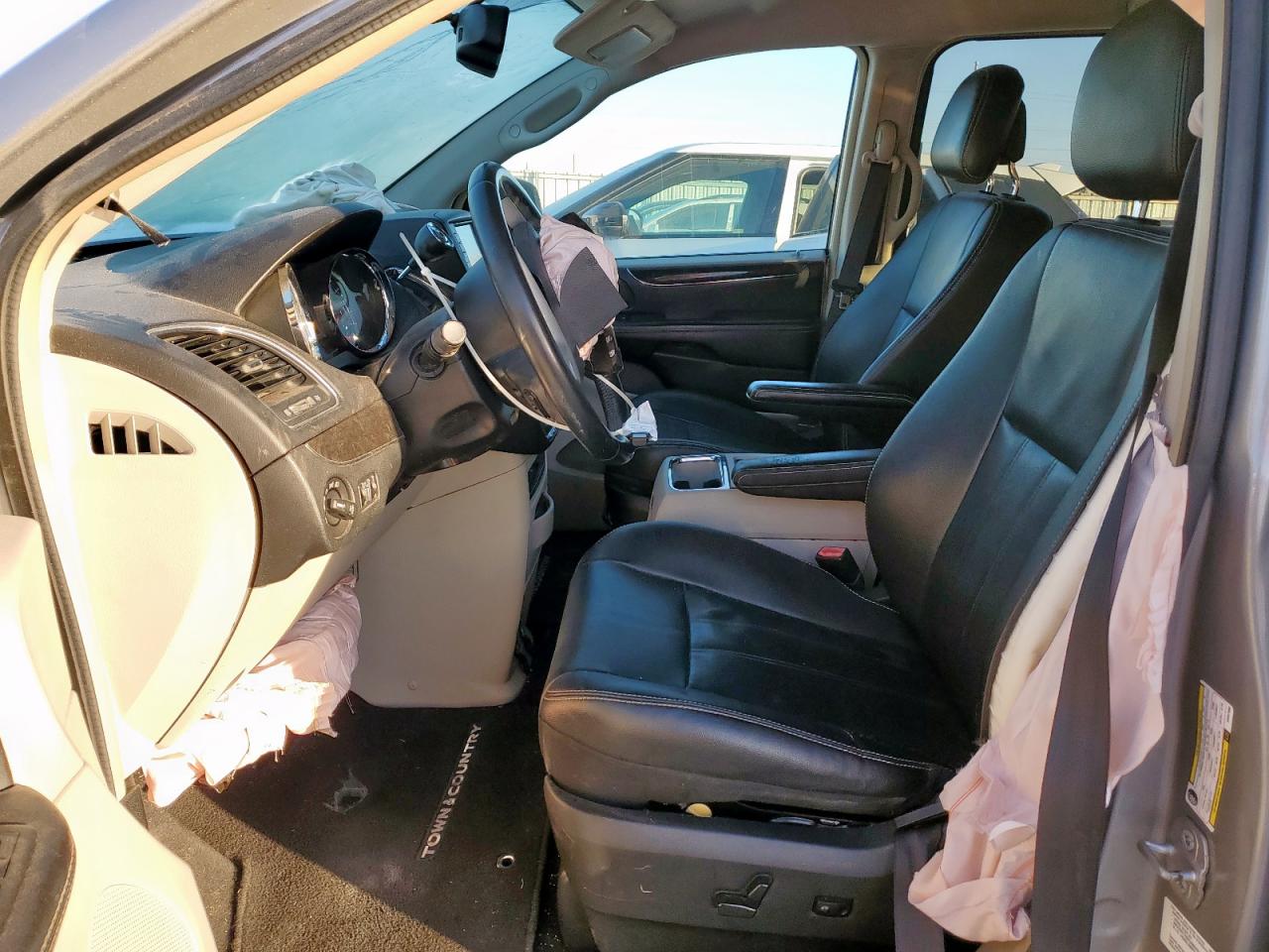 CHRYSLER TOWN & COUNTRY TOURING