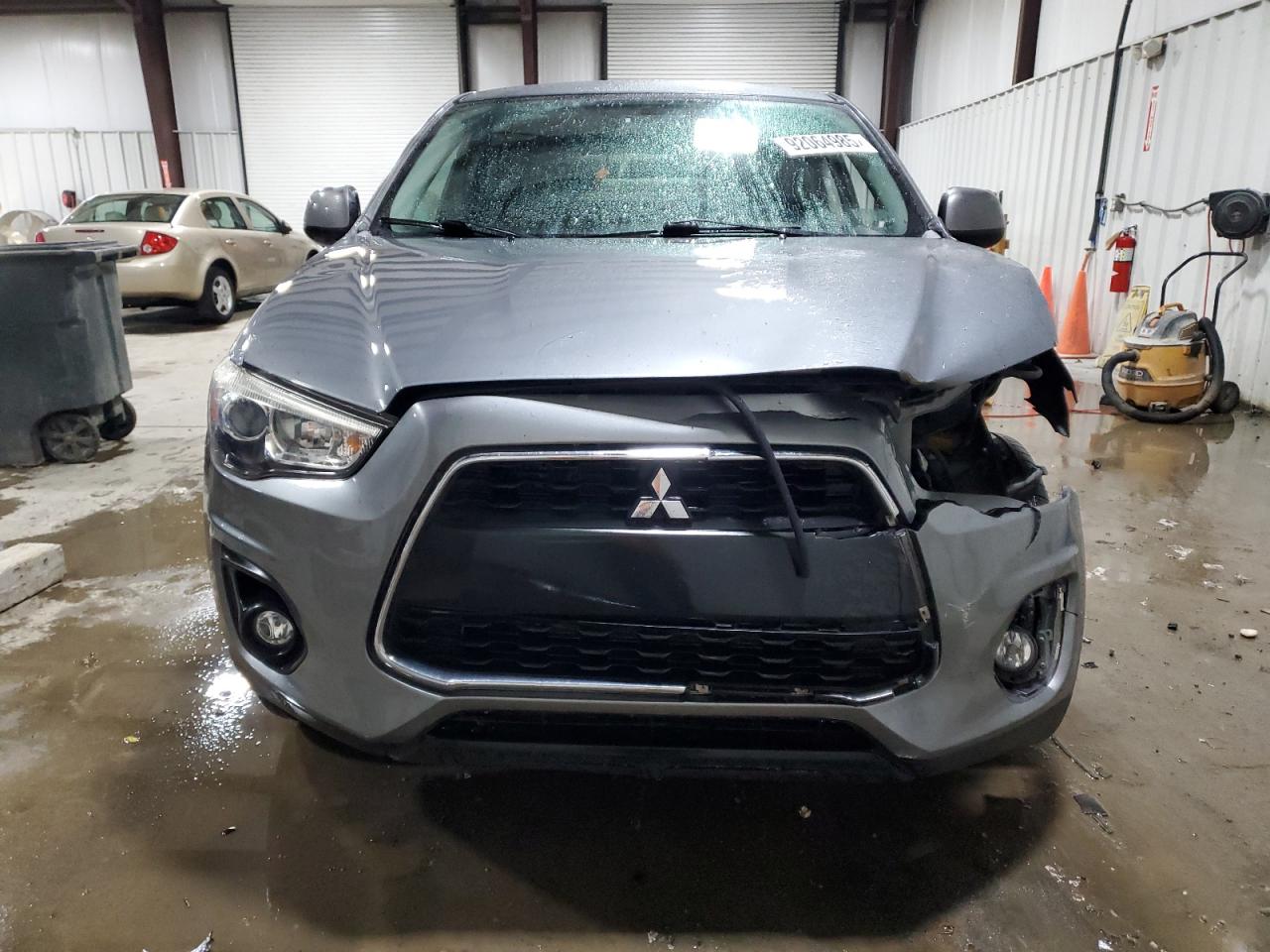 MITSUBISHI OUTLANDER ES