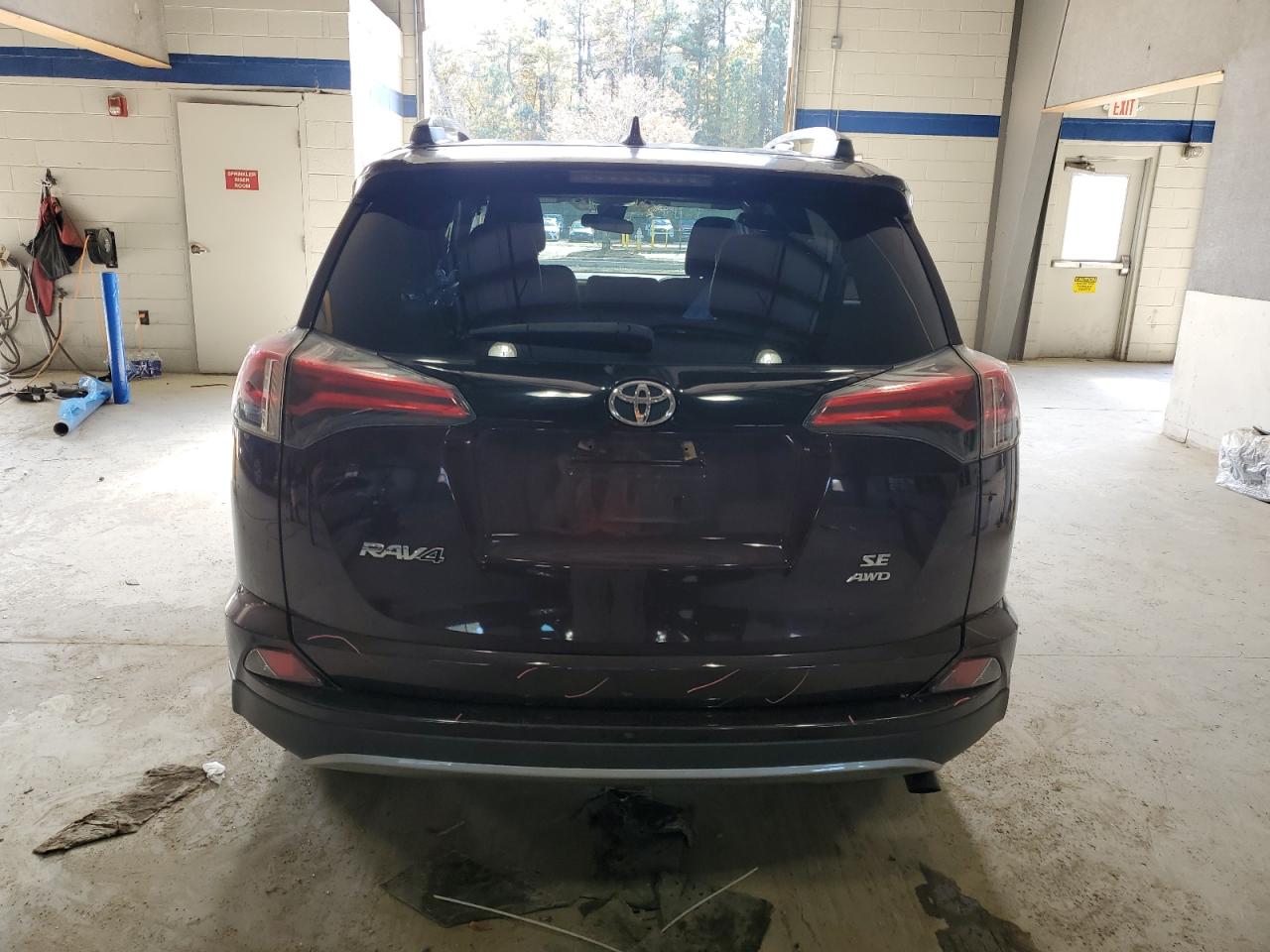 TOYOTA RAV4 SE