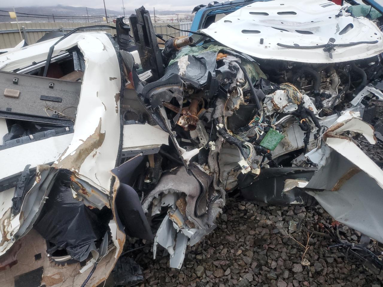 INFINITI Q60 RED SPORT 400