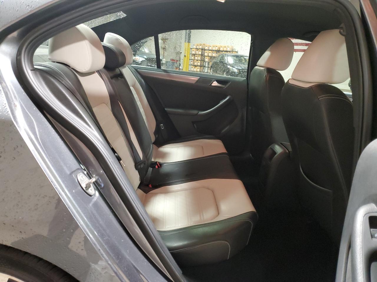 VOLKSWAGEN JETTA SPORT