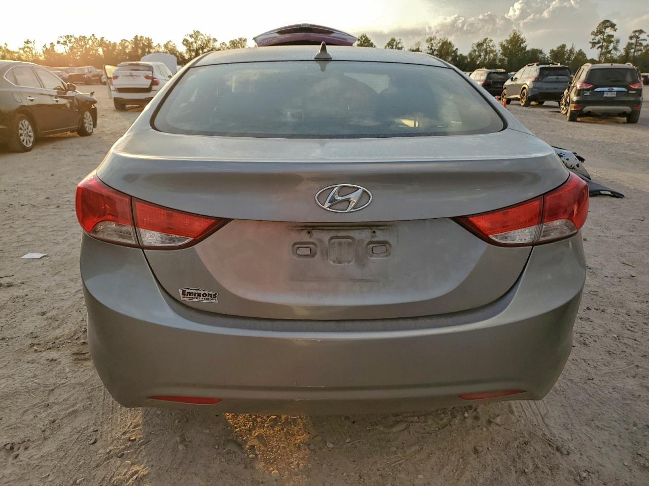 HYUNDAI ELANTRA GLS