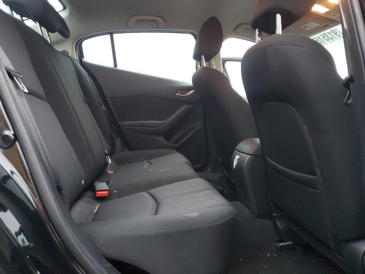 Lot #3315888105 2016 MAZDA 3 SPORT