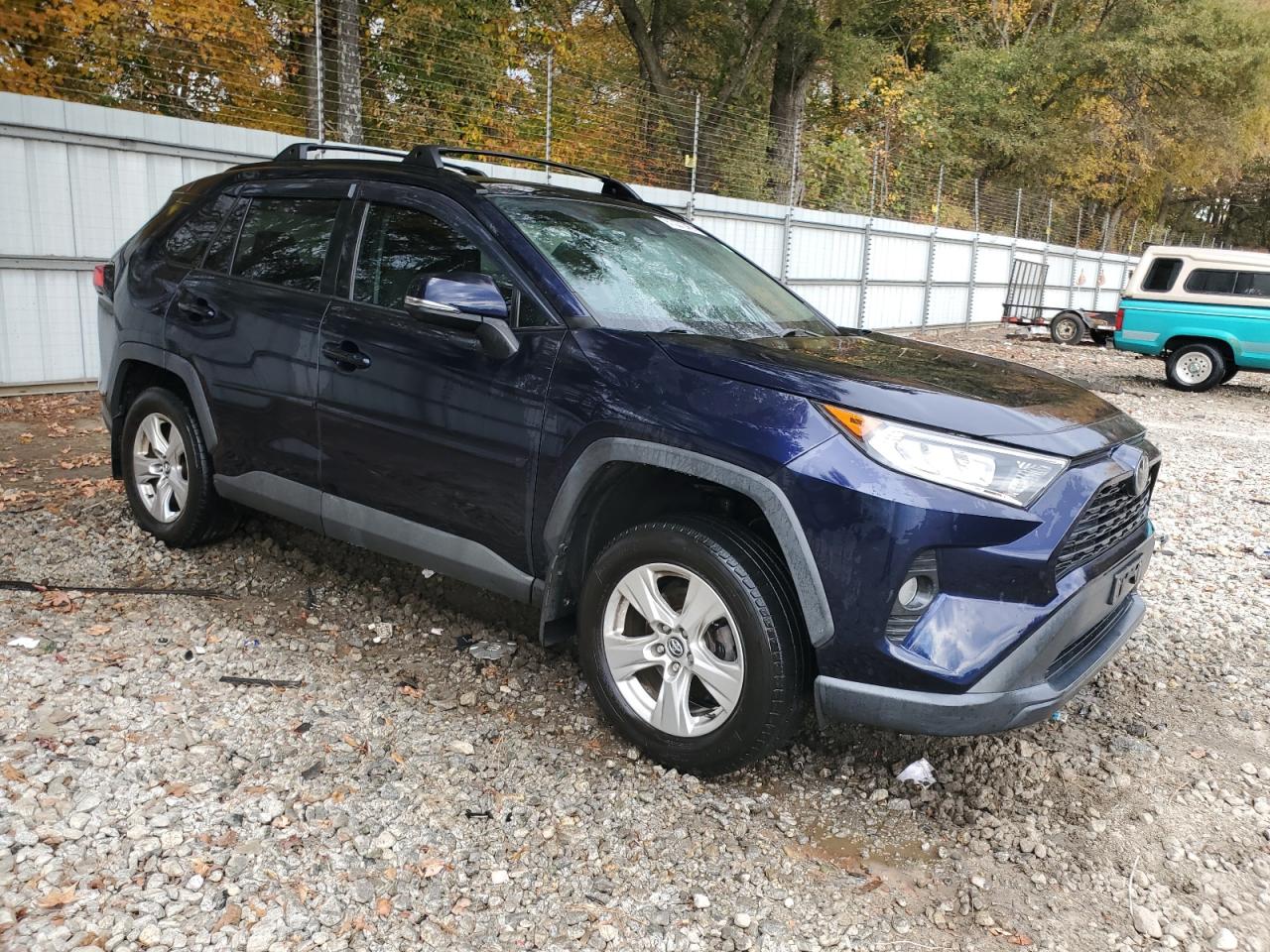 TOYOTA RAV4 XLE