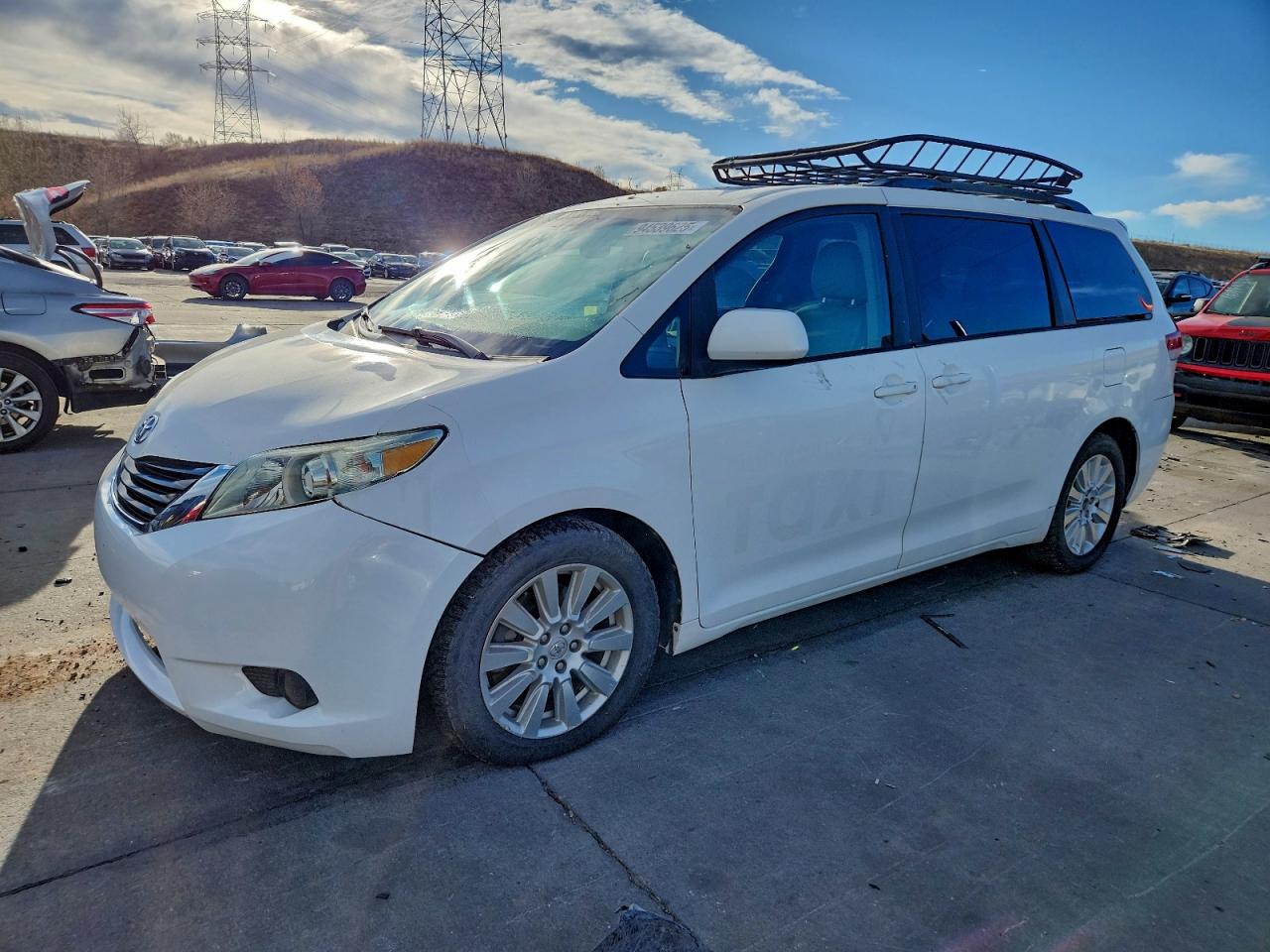 TOYOTA SIENNA XLE