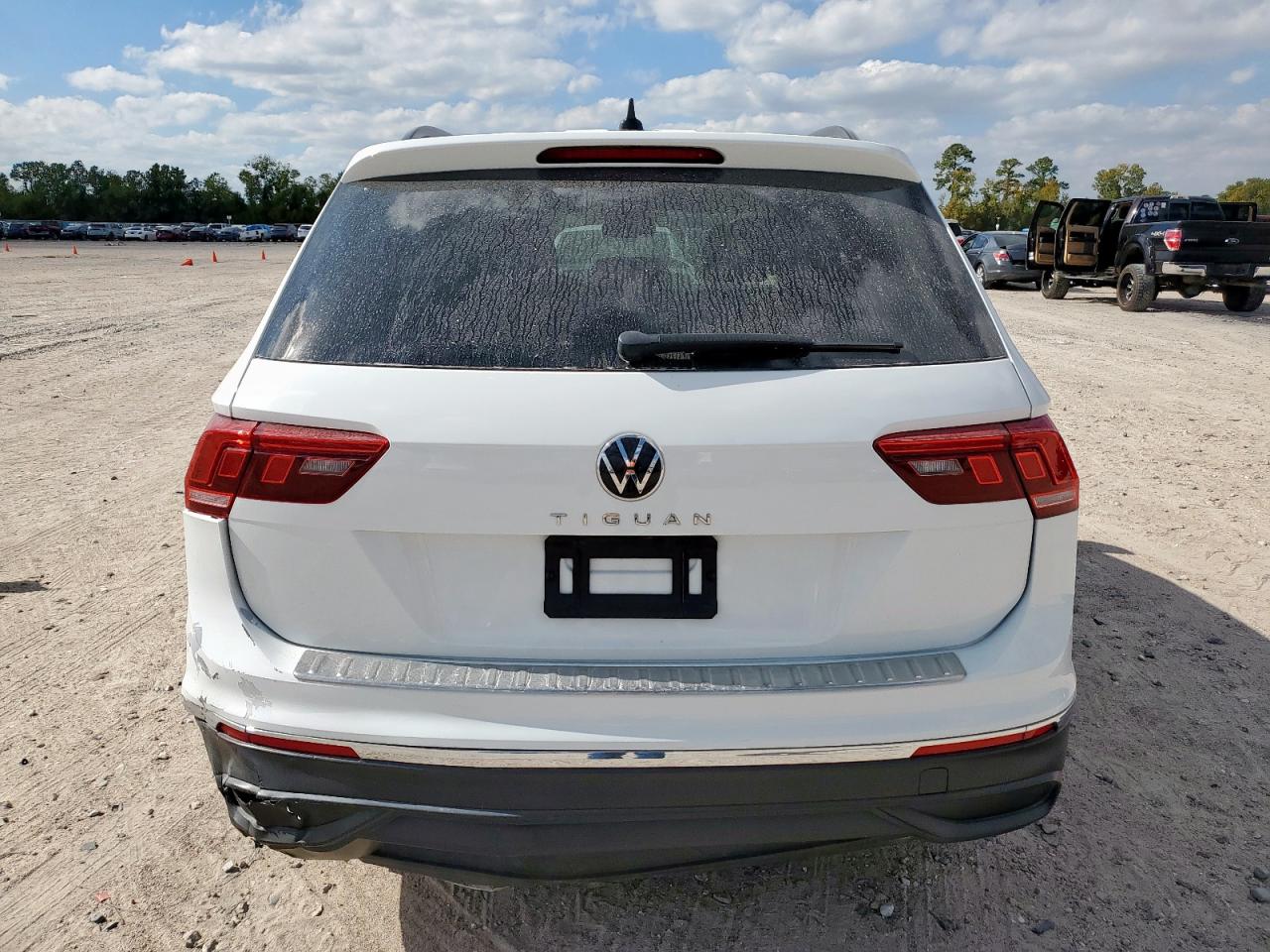 VOLKSWAGEN TIGUAN S