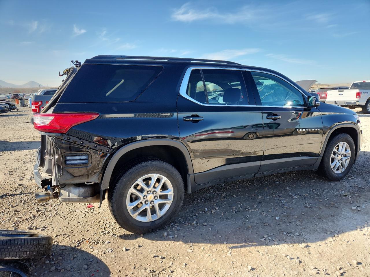 CHEVROLET TRAVERSE LT