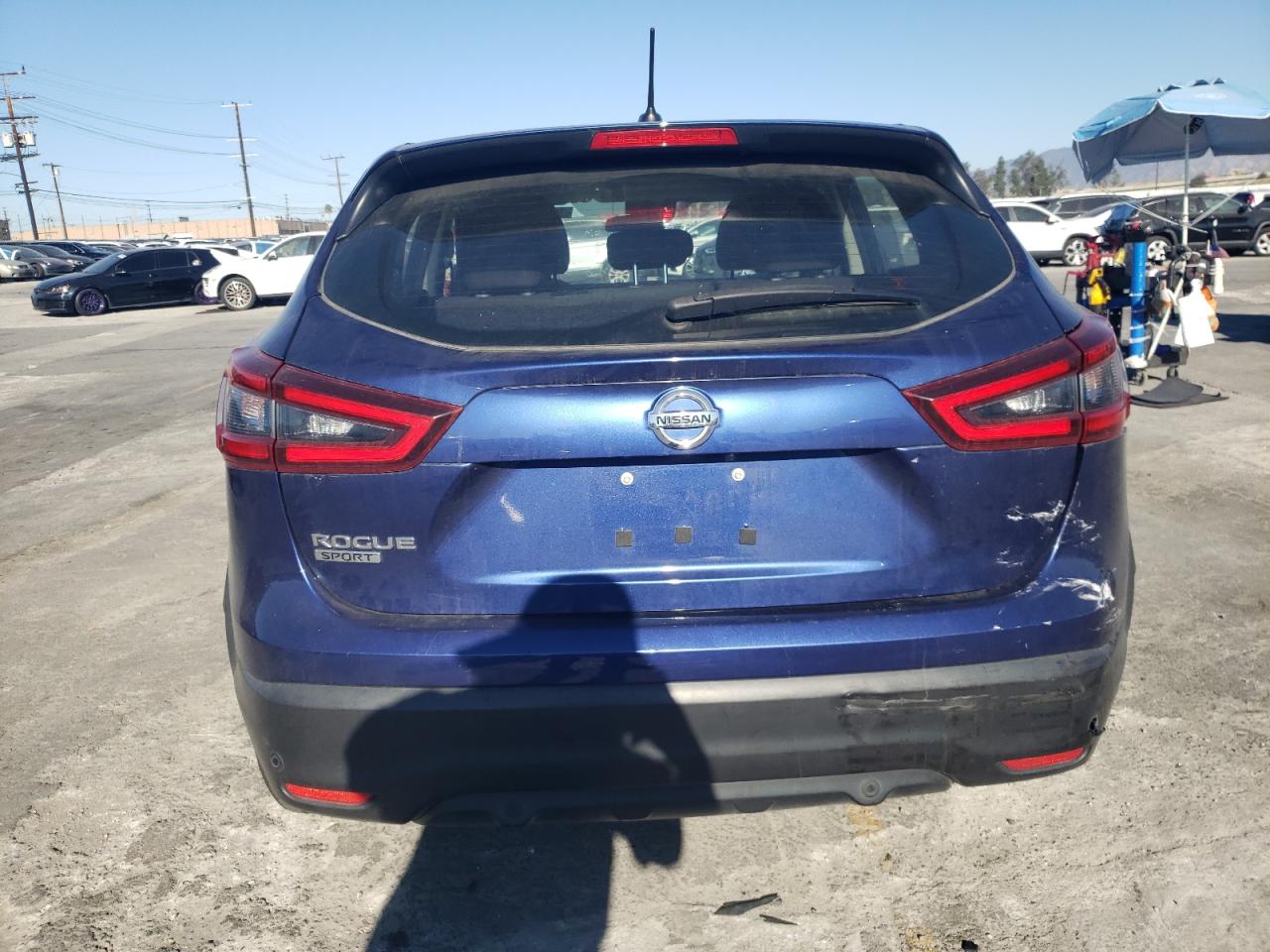 NISSAN ROGUE SPORT S