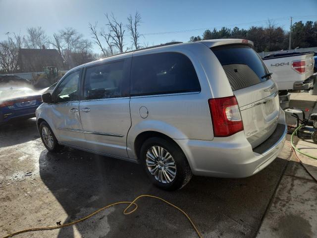 2012 CHRYSLER TOWN & COU - 2C4RC1CG3CR267284