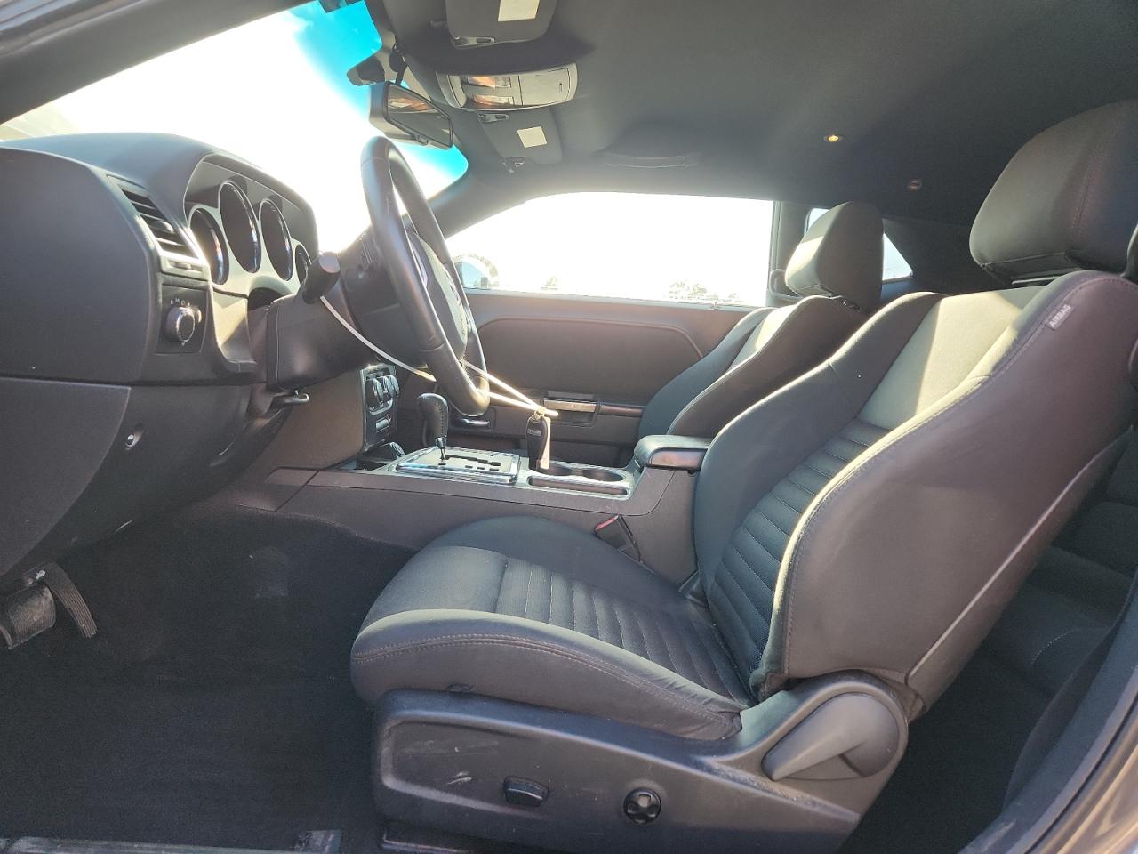 DODGE CHALLENGER SXT