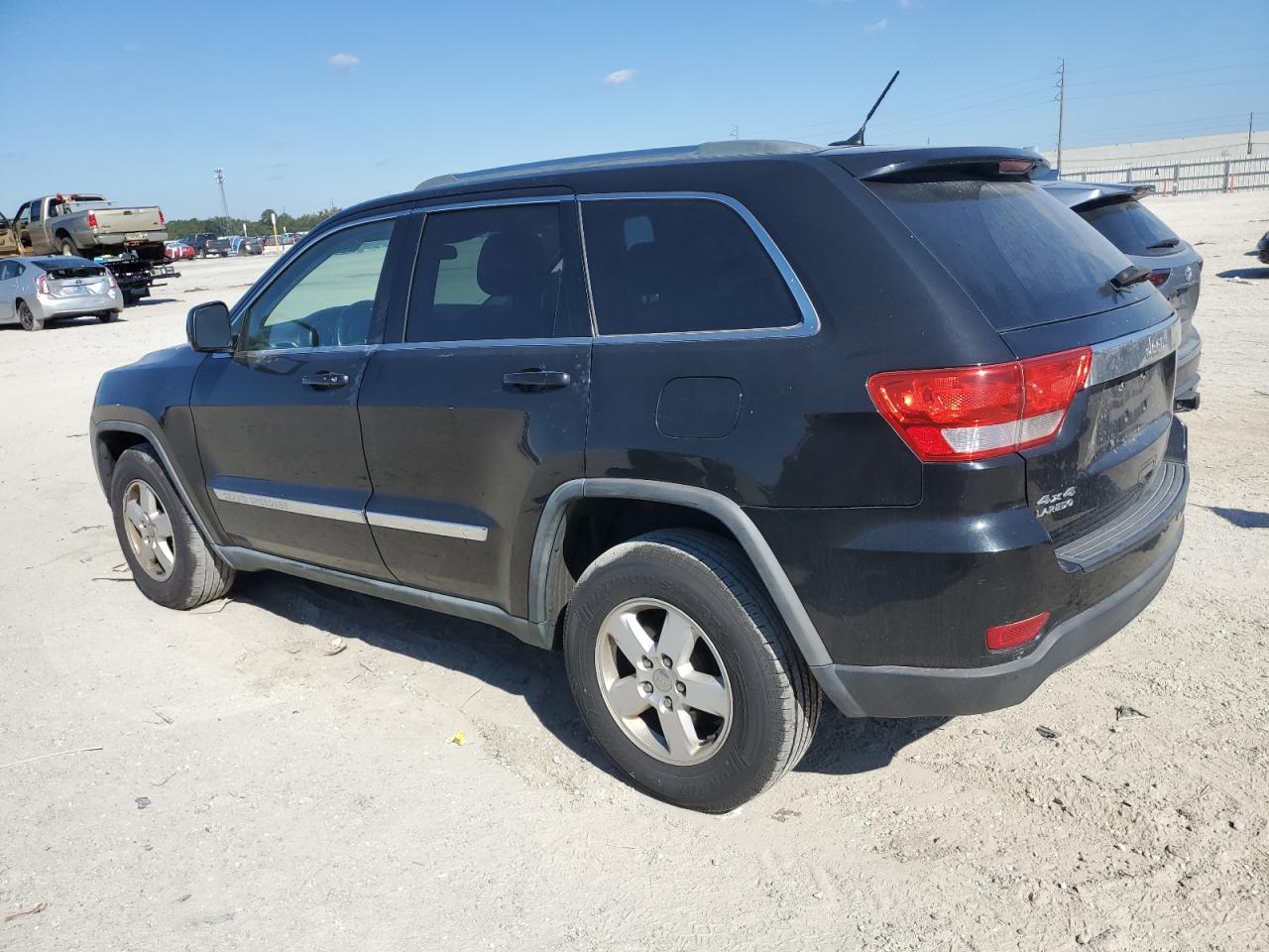 JEEP GRAND CHEROKEE LAREDO