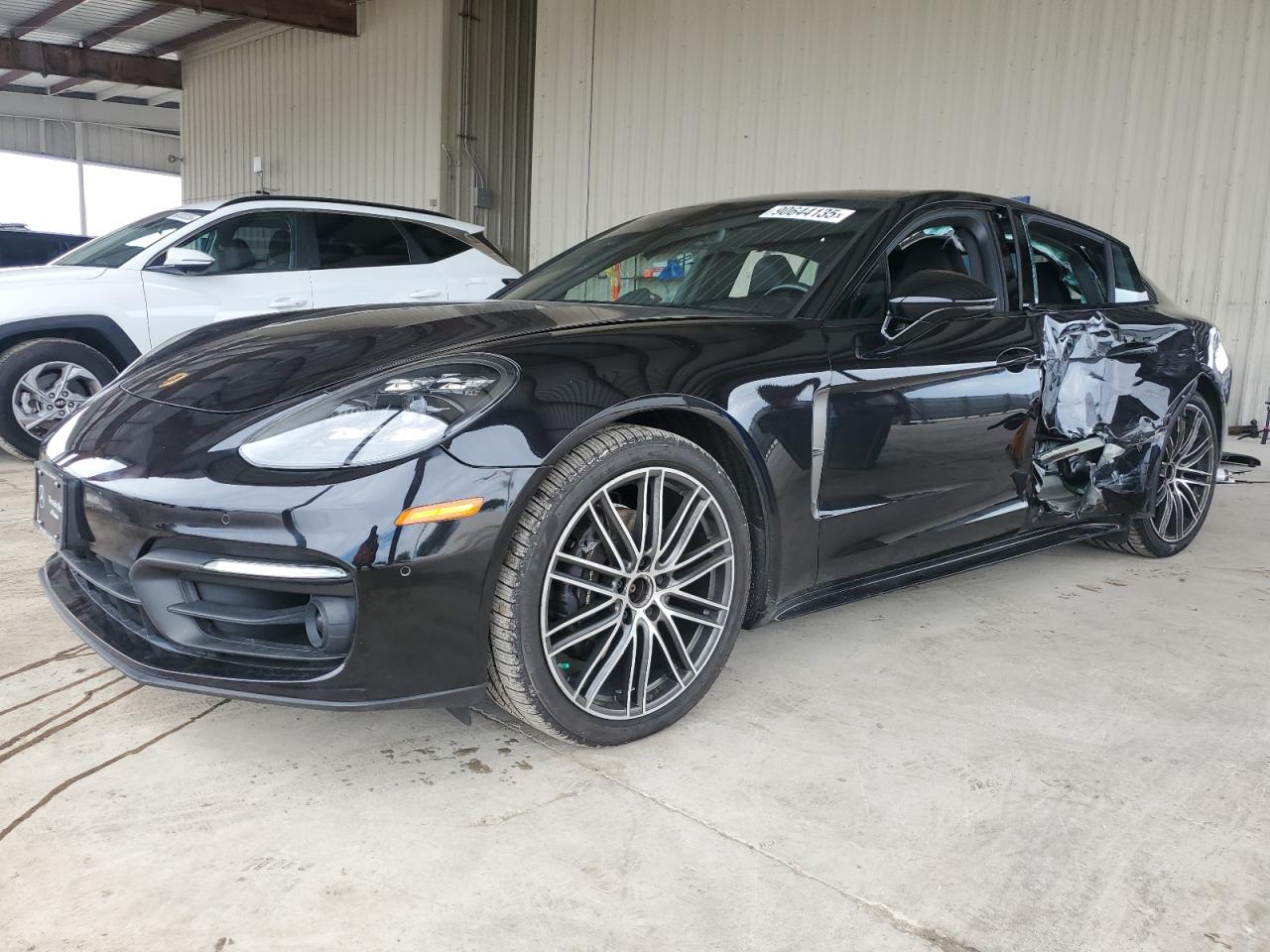 PORSCHE PANAMERA BASE
