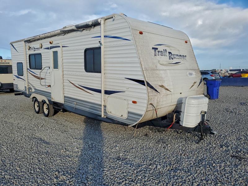 Global Auto Auctions: 2011 HEARTLAND TRAIL RUNN