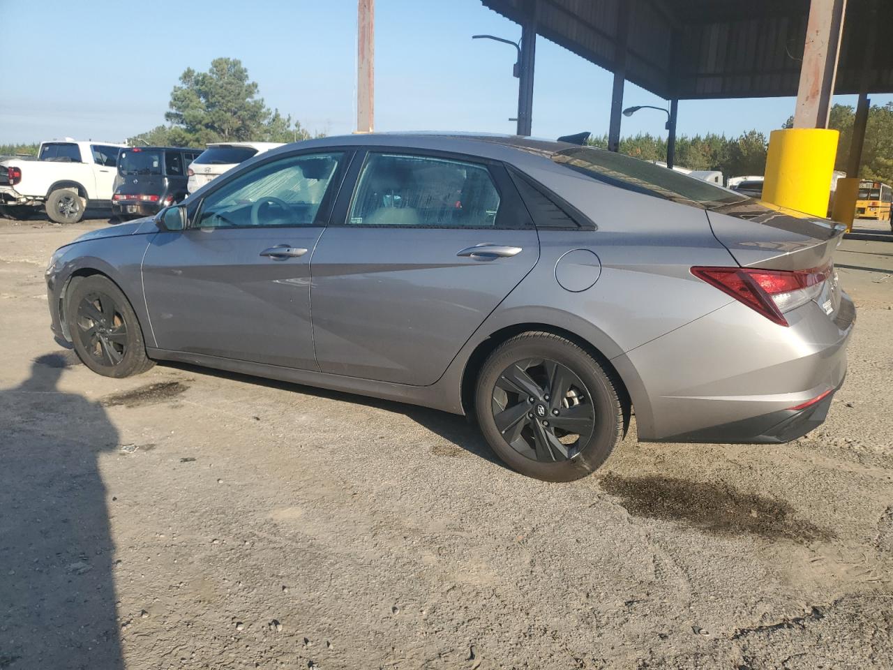 HYUNDAI ELANTRA SEL