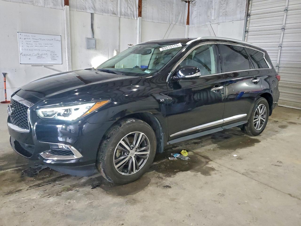 INFINITI QX60 LUXE