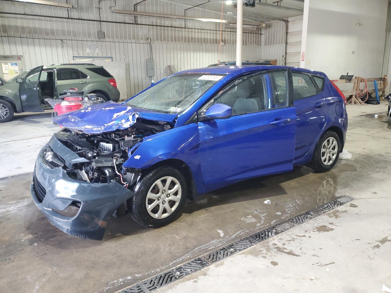 Lot #3301962454 2013 HYUNDAI ACCENT GLS