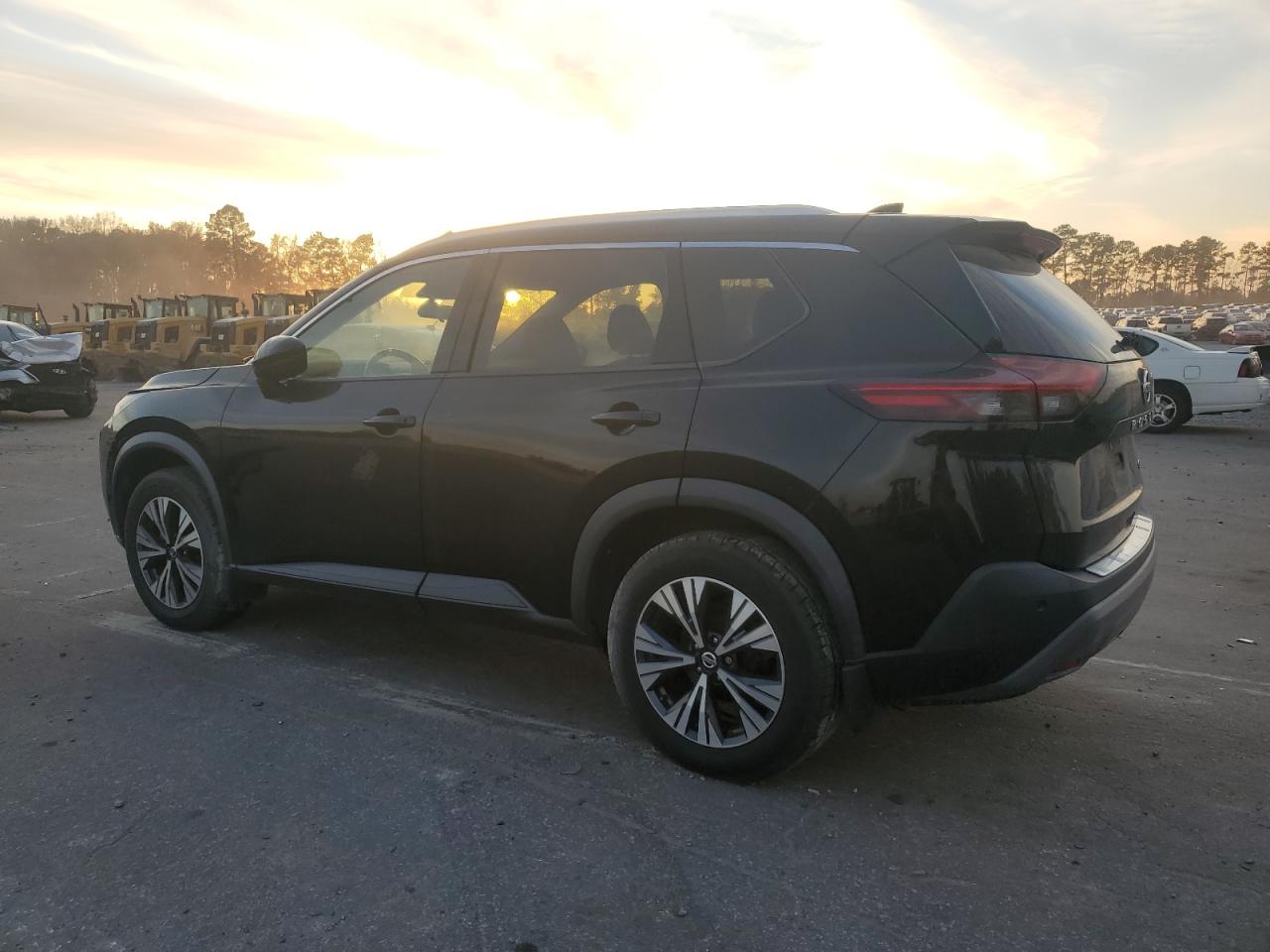 NISSAN ROGUE SV