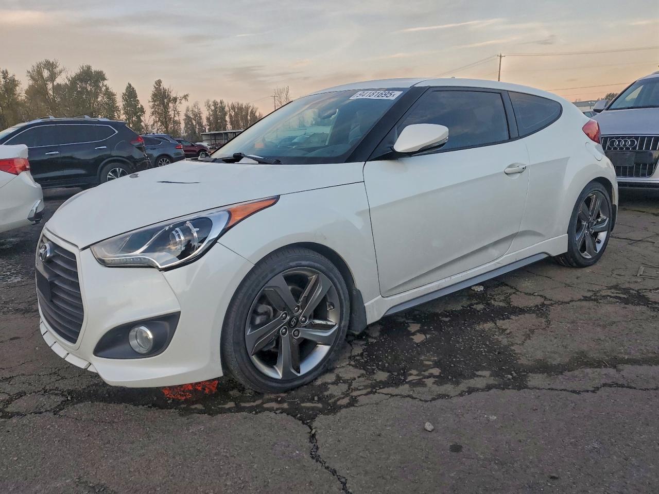 HYUNDAI VELOSTER TURBO