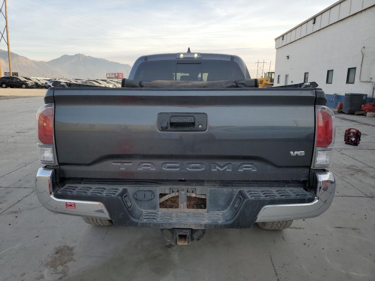 TOYOTA TACOMA DOUBLE CAB