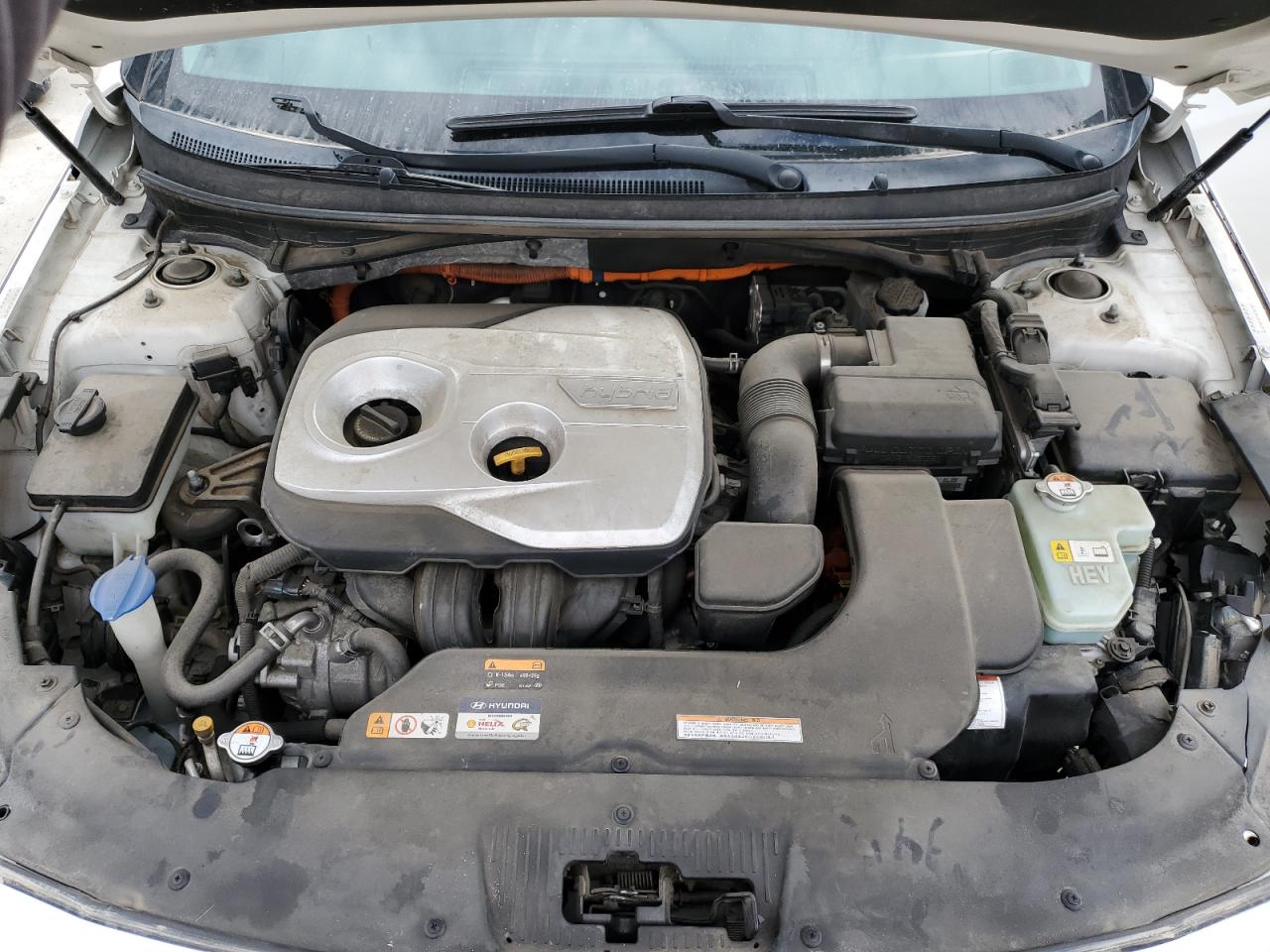 HYUNDAI SONATA HYBRID