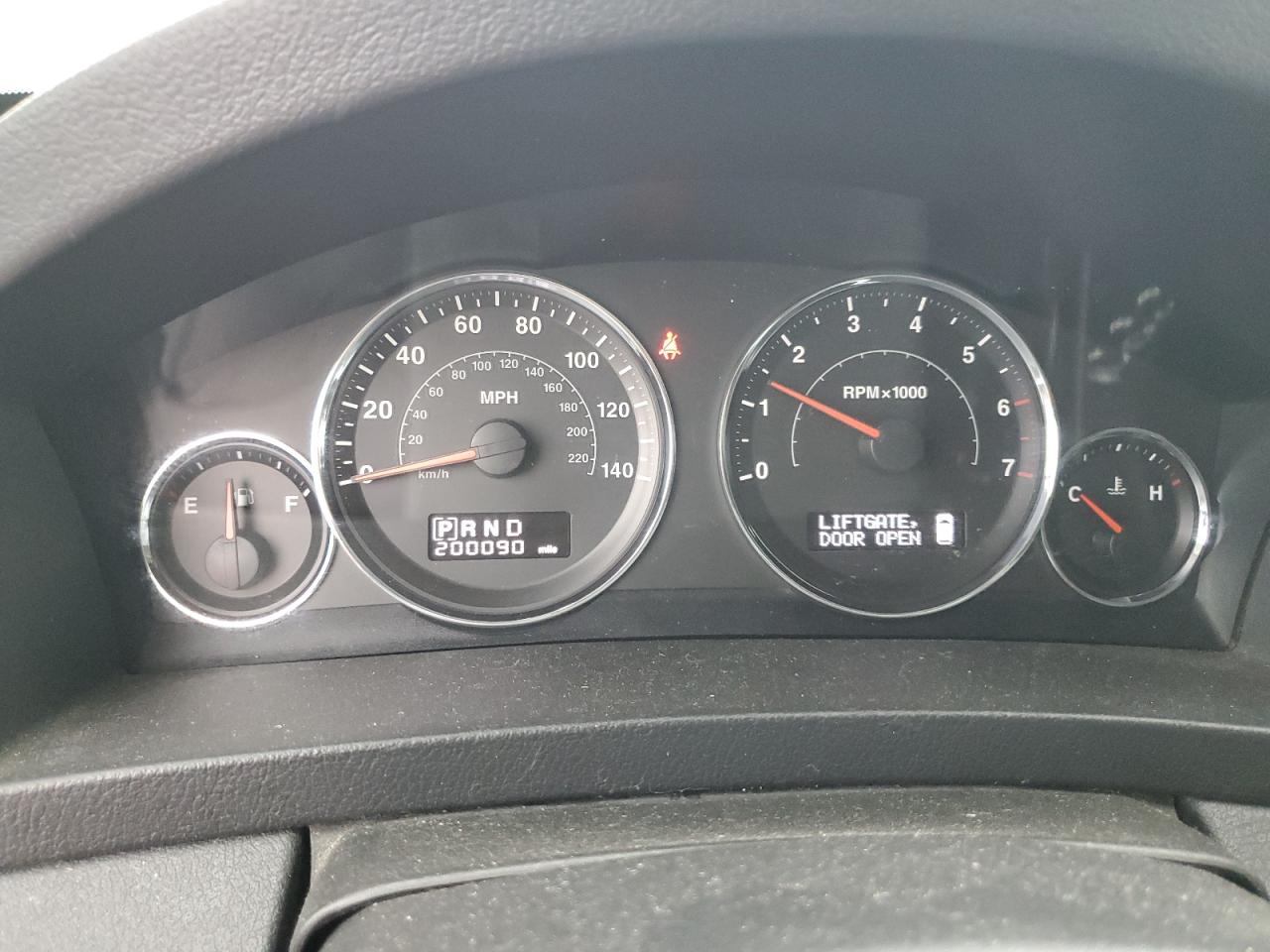 JEEP GRAND CHEROKEE LAREDO