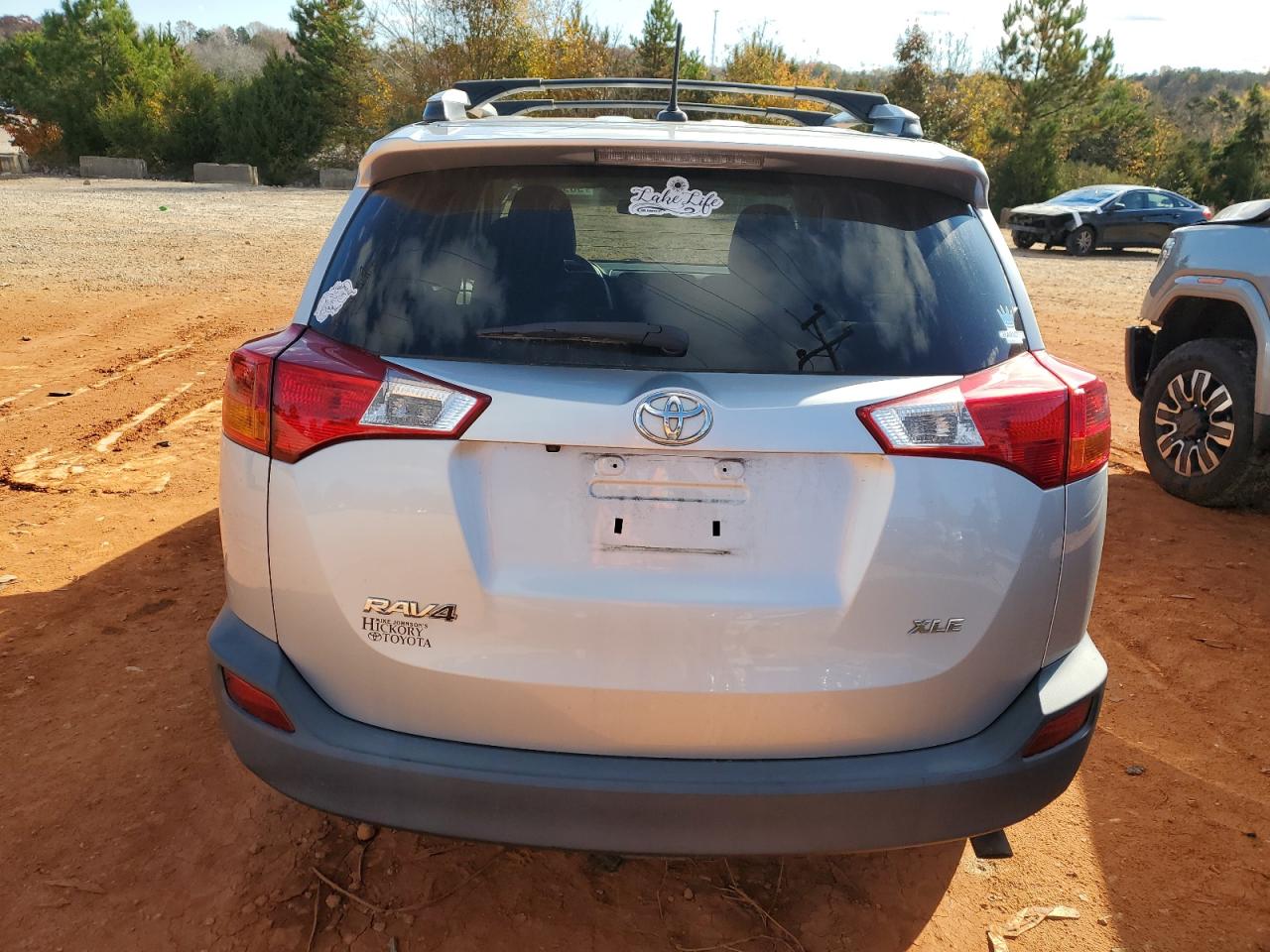 TOYOTA RAV4 XLE
