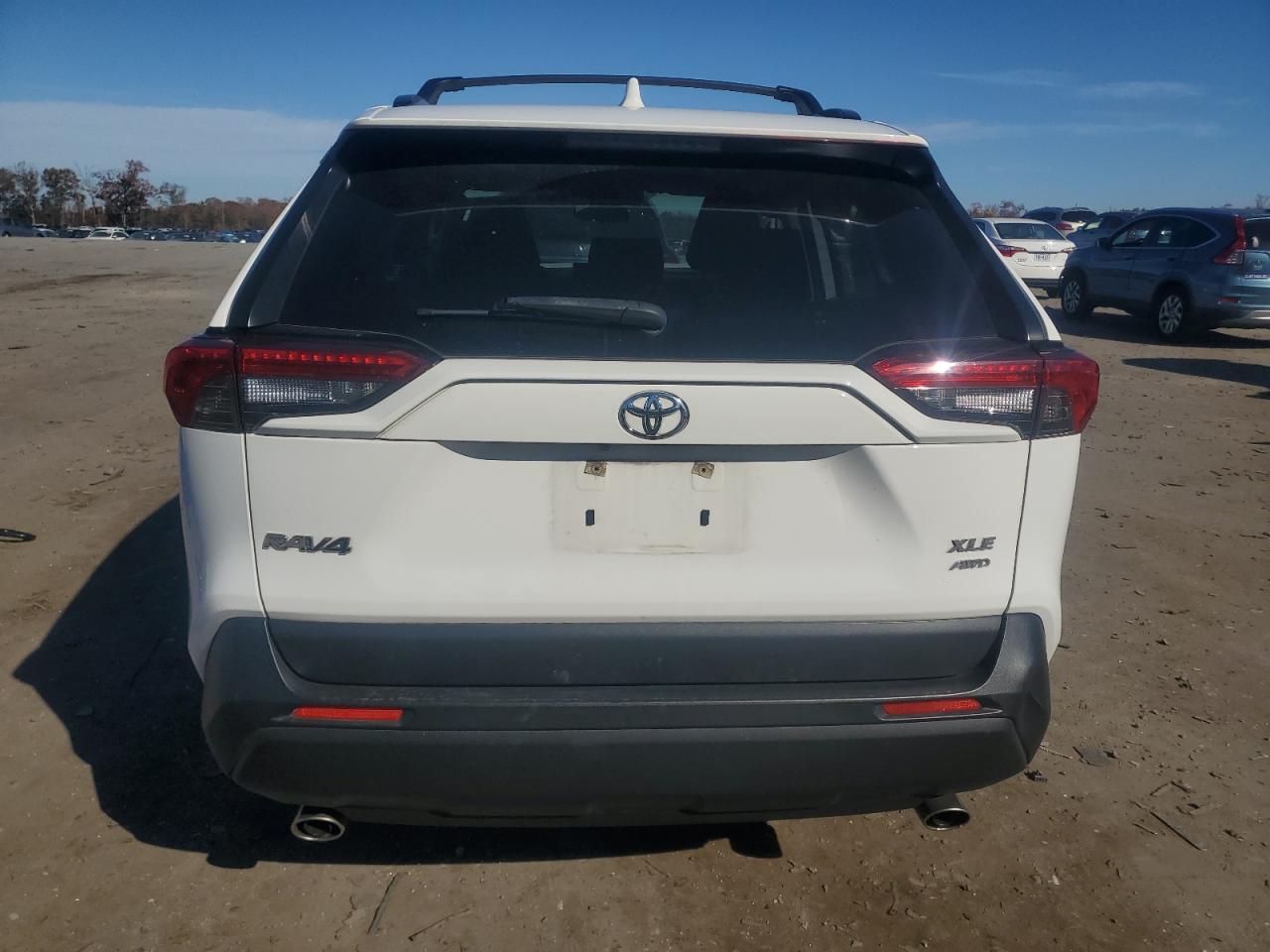 TOYOTA RAV4 XLE