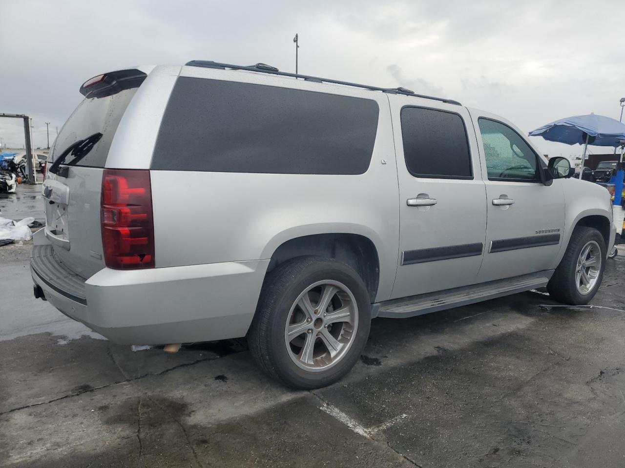 CHEVROLET SUBURBAN K1500 LT