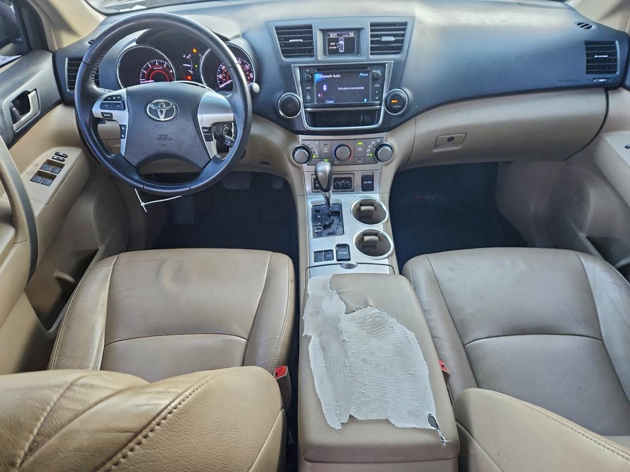 TOYOTA HIGHLANDER BASE