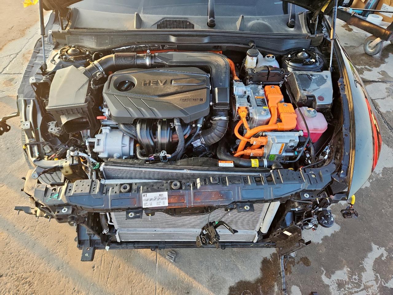 HYUNDAI SONATA HYBRID