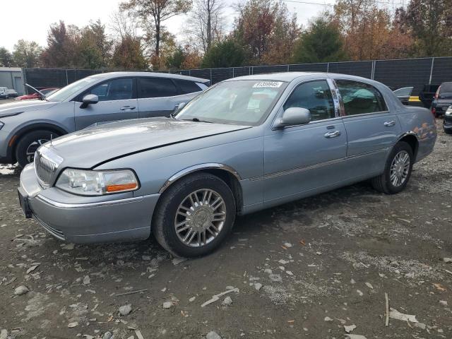 Global Auto Auctions: 2006 LINCOLN TOWN CAR D