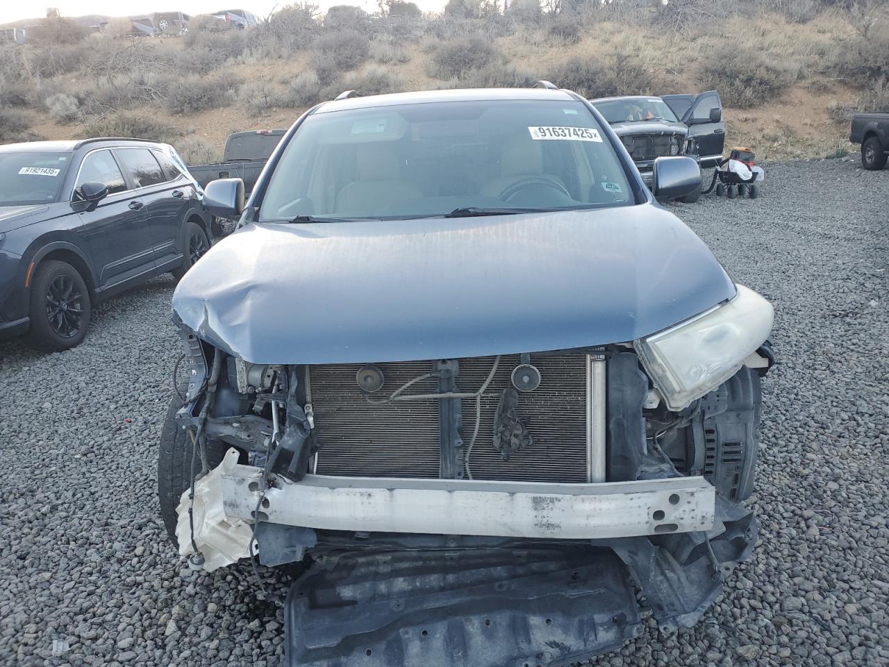 TOYOTA HIGHLANDER BASE