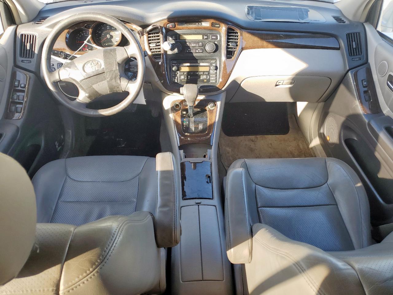 Lot #3305761788 2003 TOYOTA HIGHLANDER