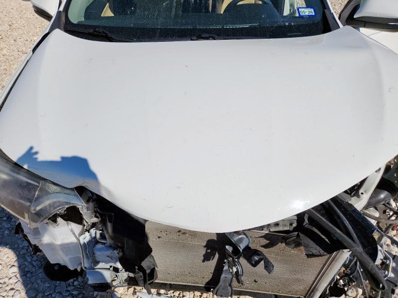 2016 TOYOTA RAV4 XLE - JTMWFREV1GJ082729