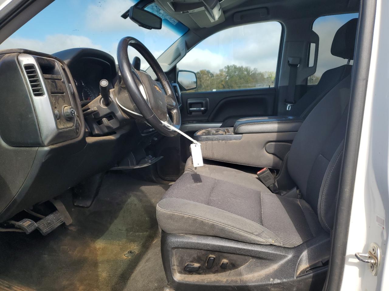 CHEVROLET SILVERADO C1500 LT