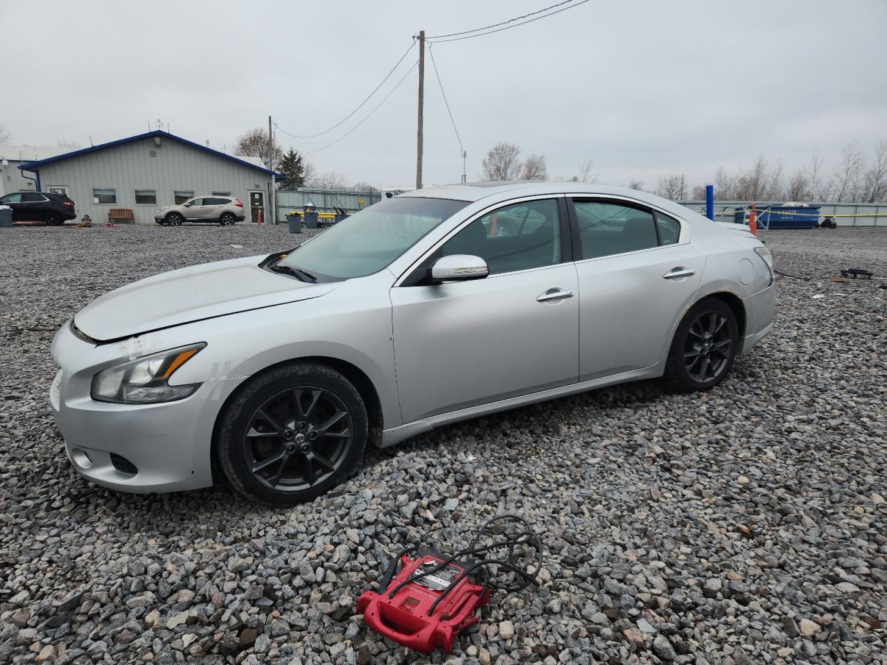 NISSAN MAXIMA S