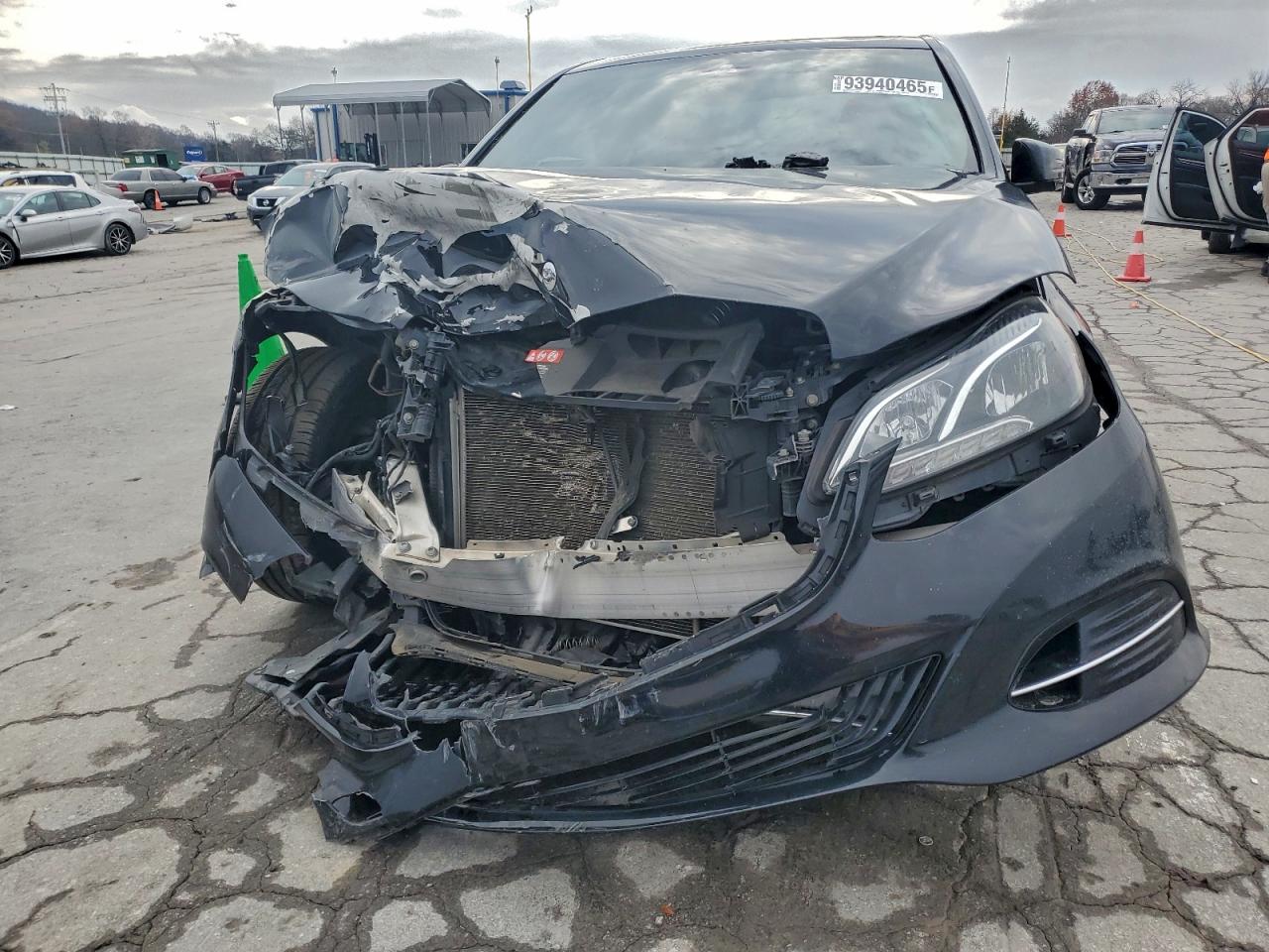 MERCEDES-BENZ E-CLASS 350