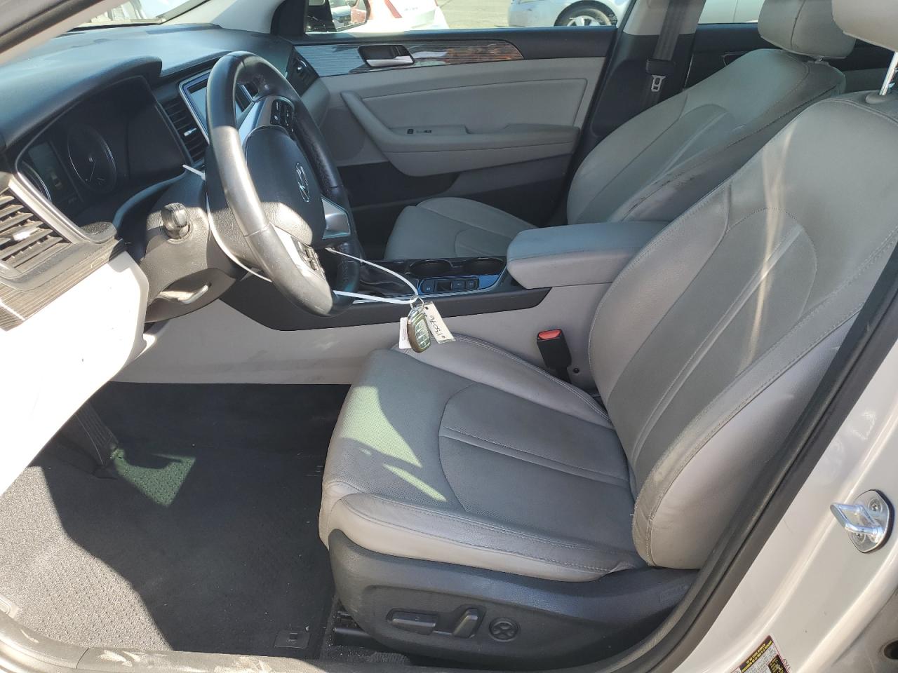 HYUNDAI SONATA SPORT