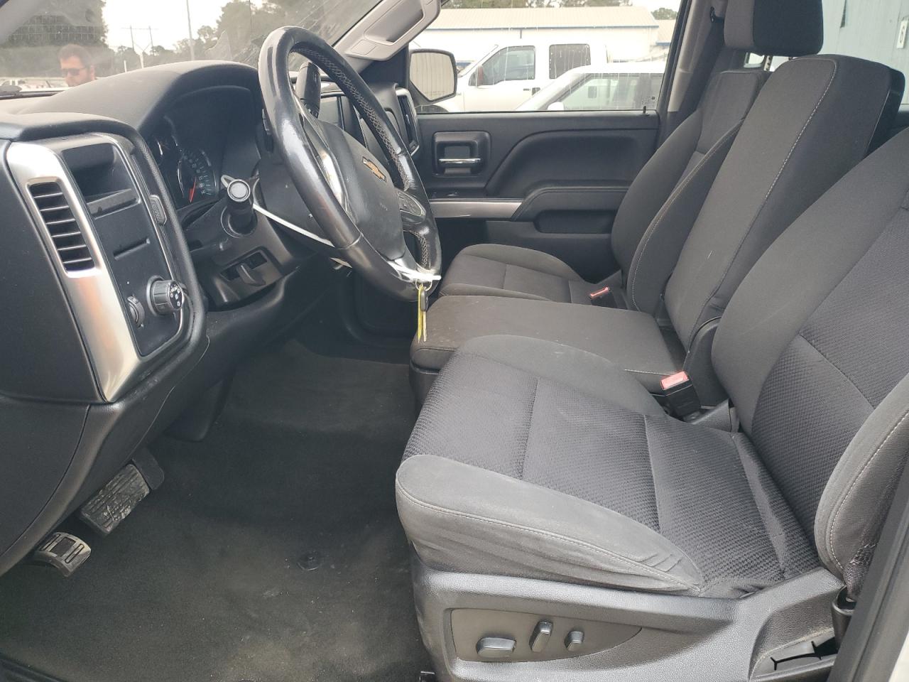 CHEVROLET SILVERADO C1500 LT