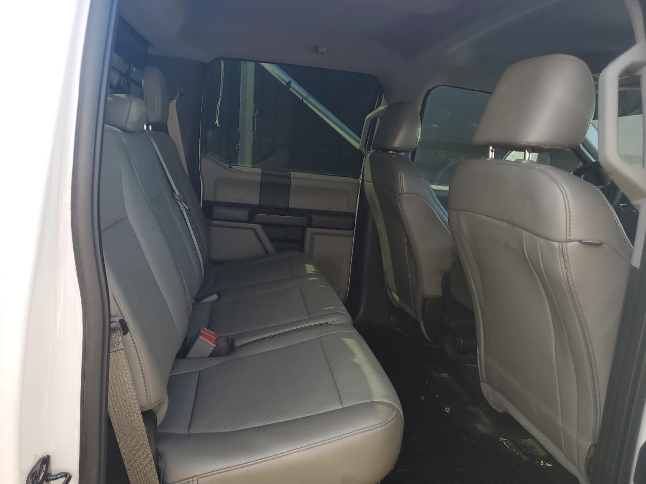 FORD F-450 SUPER DUTY