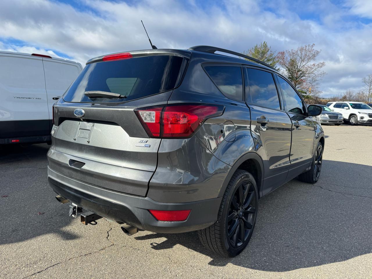 FORD ESCAPE SE