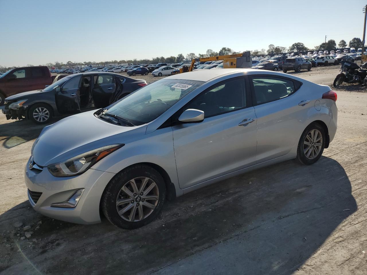 HYUNDAI ELANTRA SE