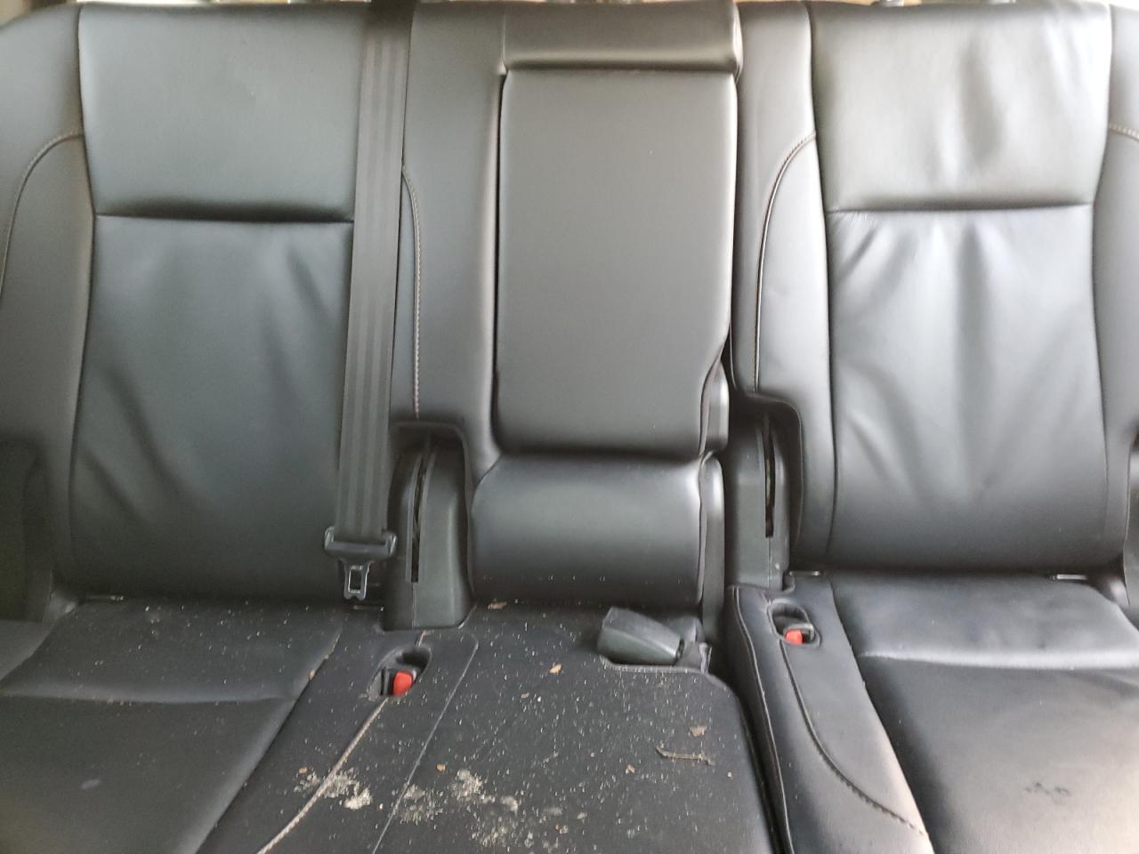 TOYOTA HIGHLANDER SE