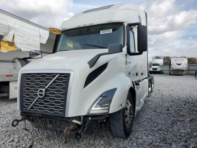 2024 VOLVO VN VNL #3297949784