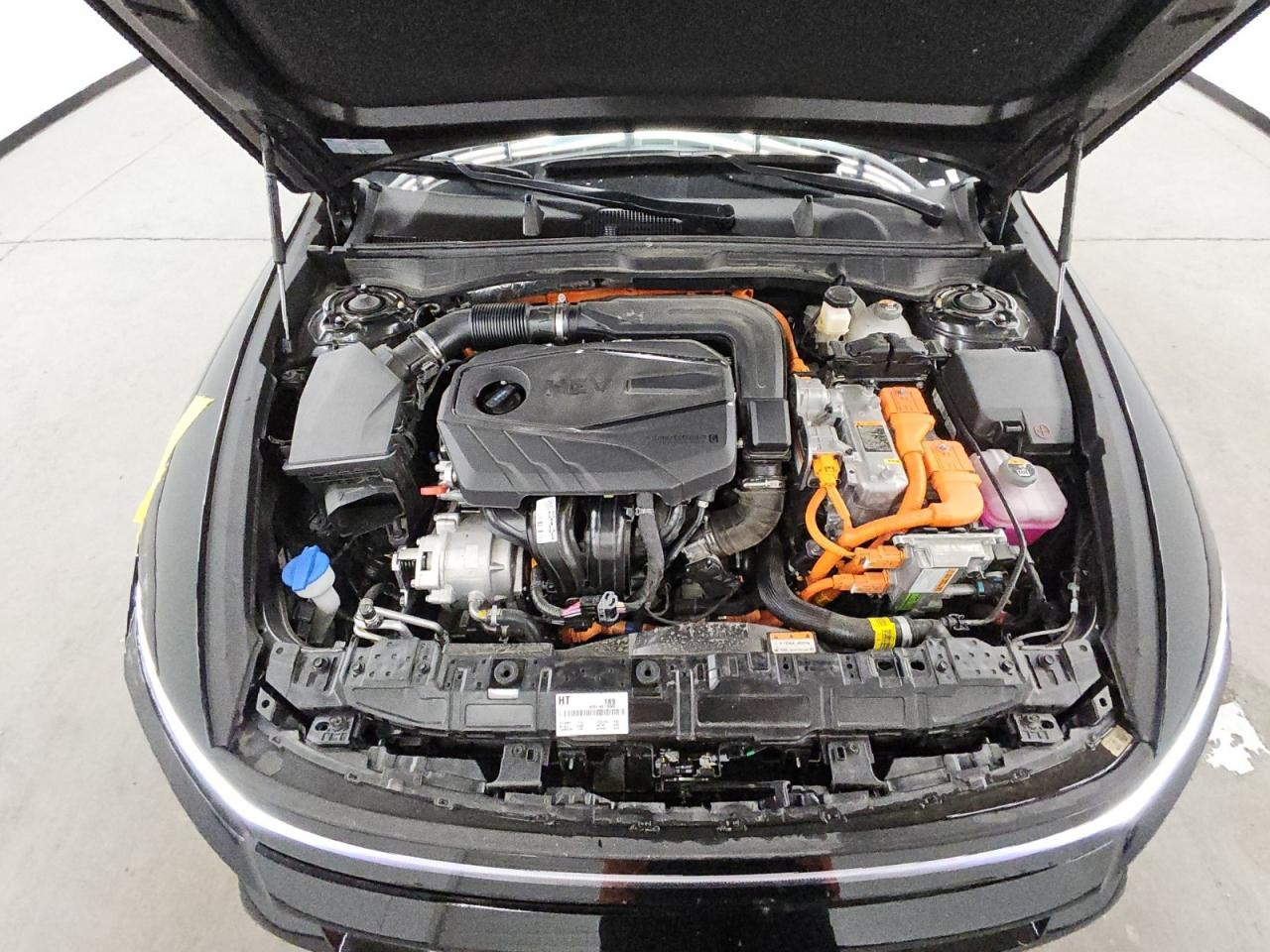 HYUNDAI SONATA HYBRID