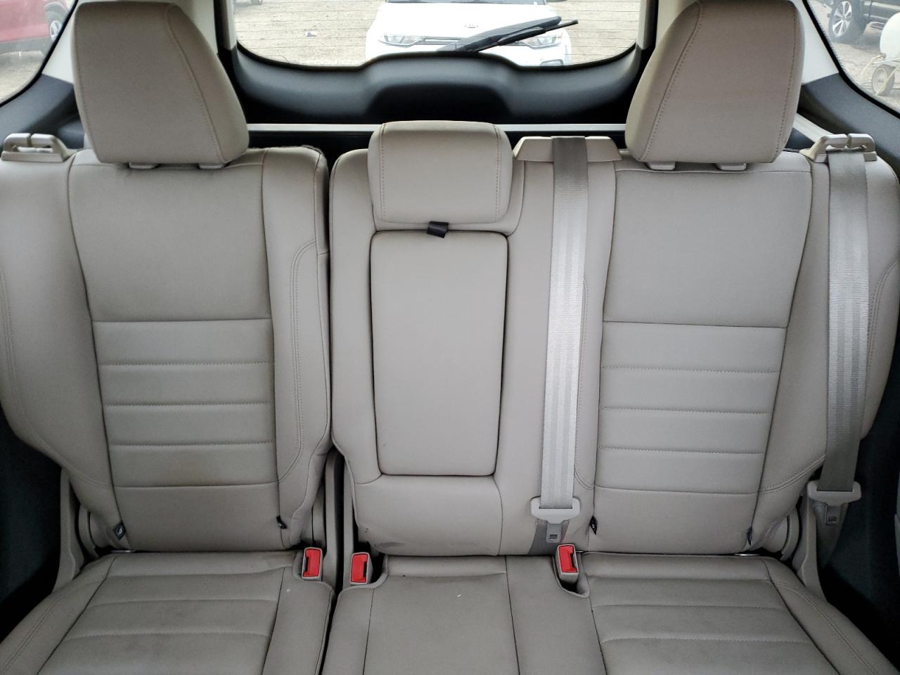 FORD ESCAPE TITANIUM