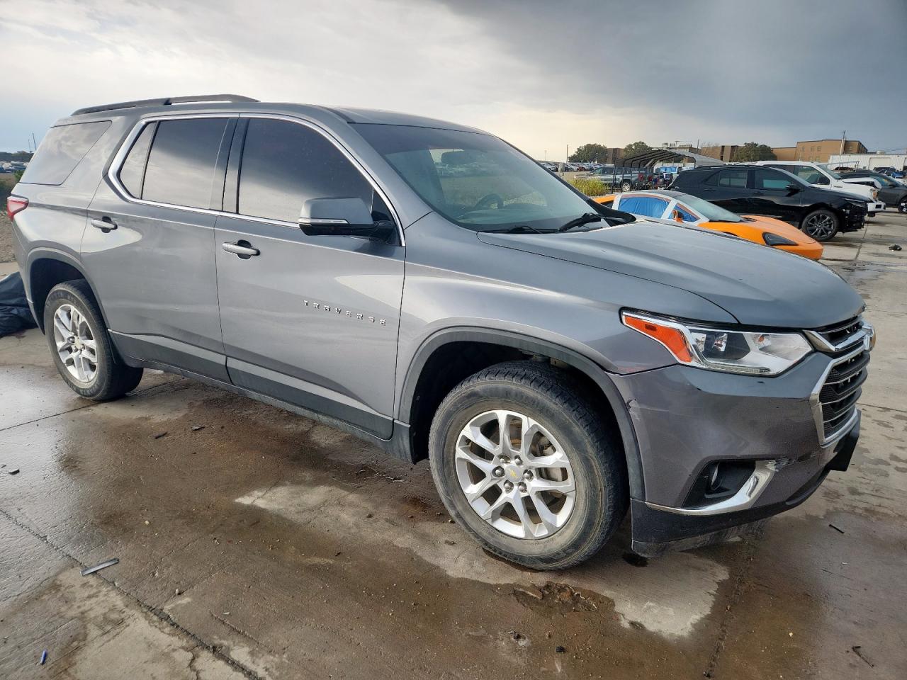 CHEVROLET TRAVERSE LT